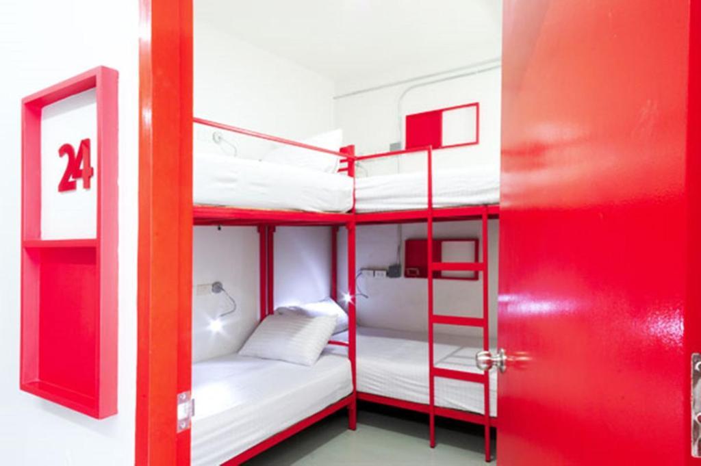 Jellybean Ezy Hostel Sathorn バンコク都 部屋 写真